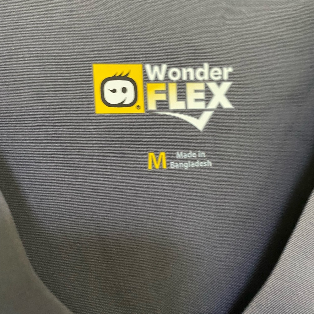 Wonderflex Grey Scrub Top - Picture 3 of 5